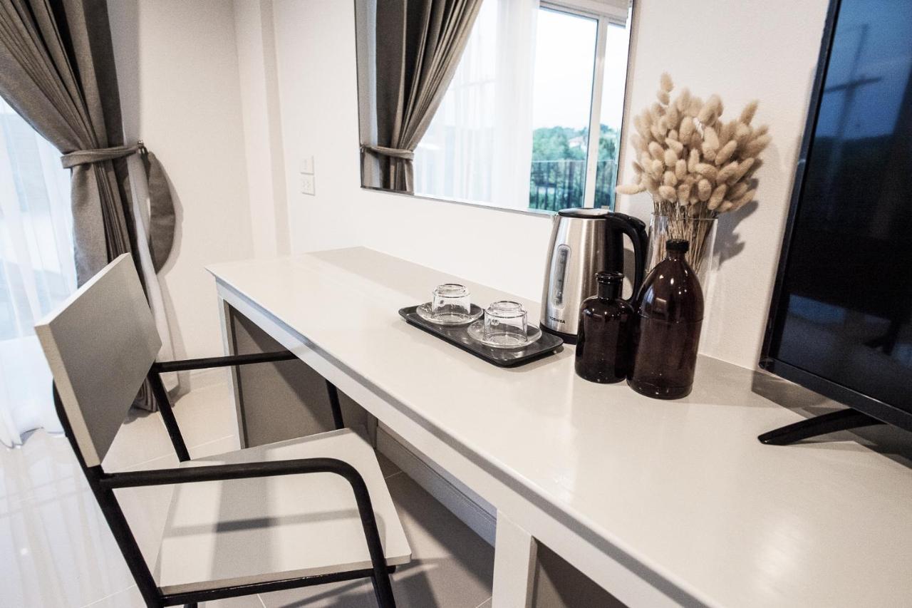 Tonkla Boutique Hotel Ламфун Екстериор снимка